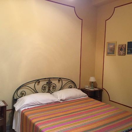 Casa Vacanza Angela Villa Bonassola Bagian luar foto